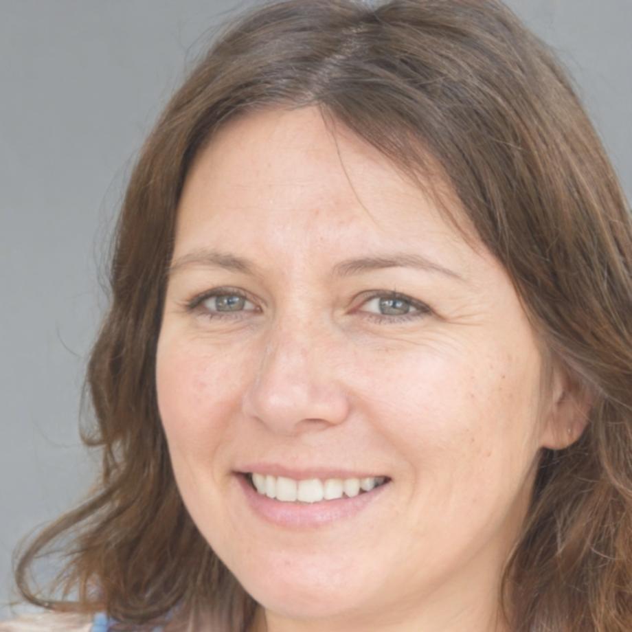 Elena Martínez, Fundadora de xevraliconnect